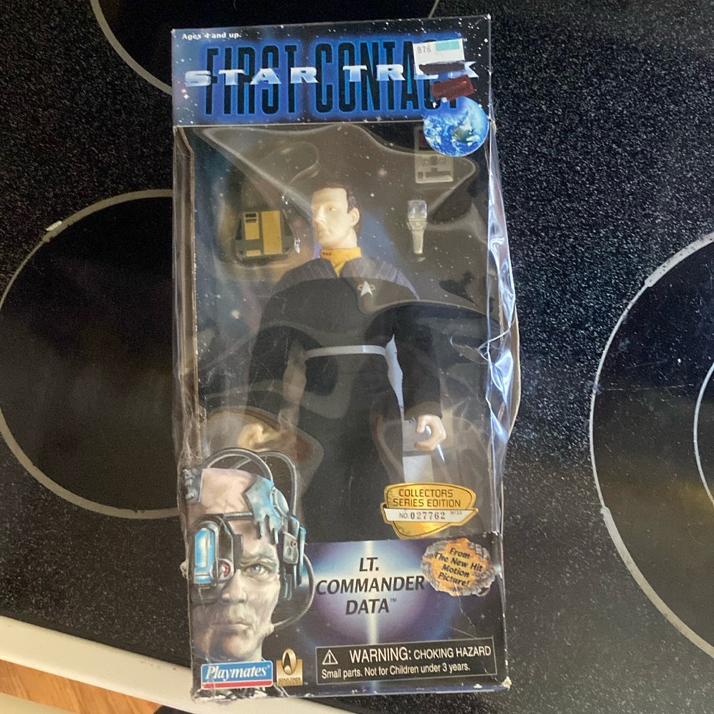 Star Trek LT Commander Data 9" Action Figure in unopened box but box damage